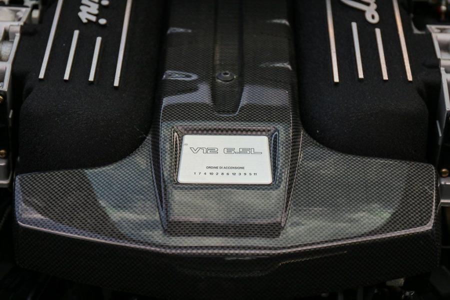 Моторный отсек Lamborghini Murcielago LP640 Versace 2006 года  (фото 13 из 26)